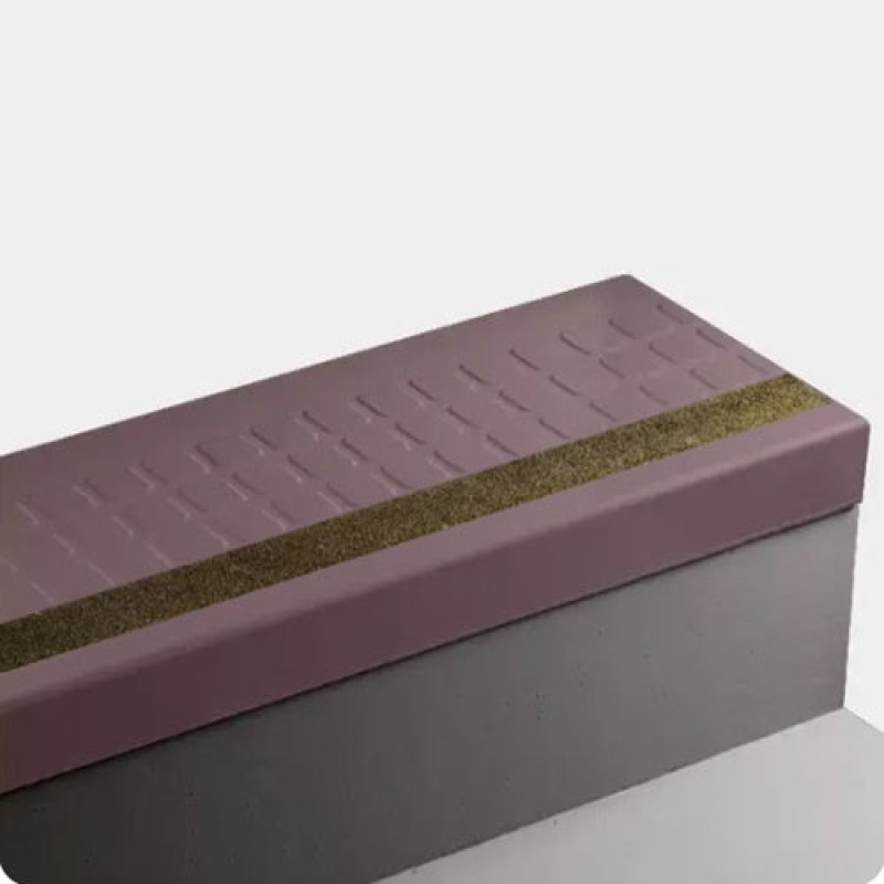 Johnsonite Misted Plum Raised Square Rubber Moulding Trim