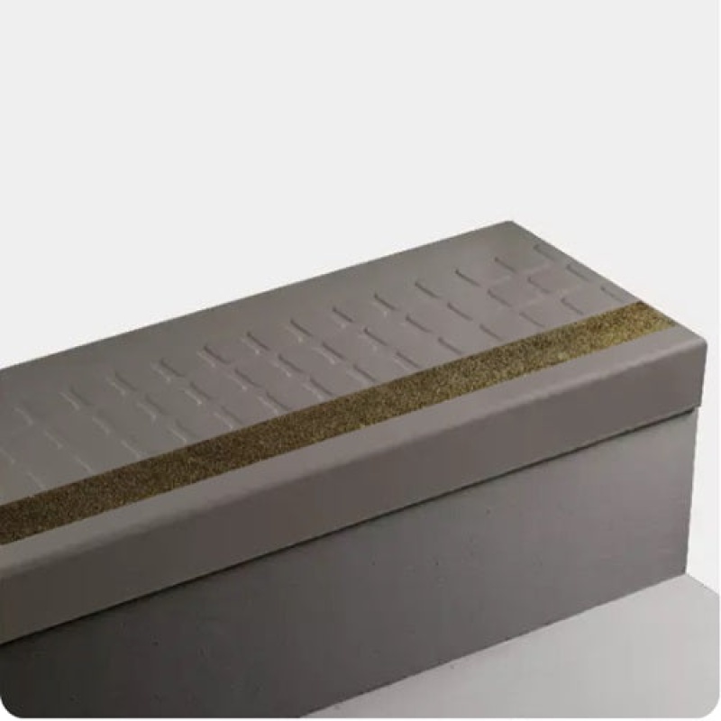 Grounded Raised Square Rubber Stair Tread Trim