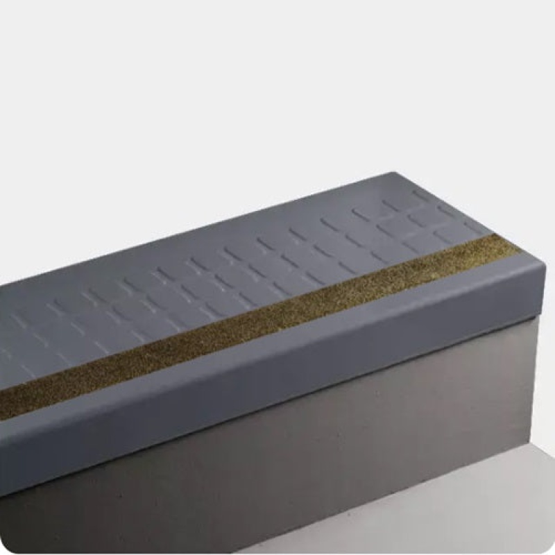 Johnsonite Blue Intensity Raised Square Rubber Moulding / Trim