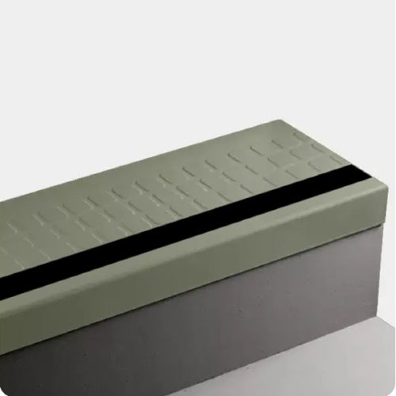 Johnsonite Gecko Raised Square Rubber Stair Tread