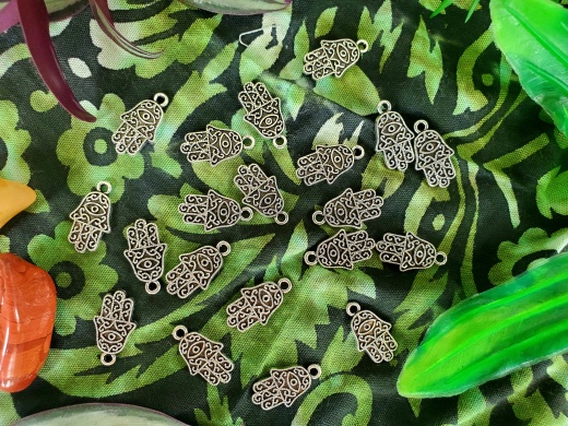 Handsa Evil Eye Charm Pendant (25 Pcs)