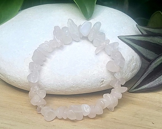 Rose Quartz Stretchable Chips Stone Bracelet