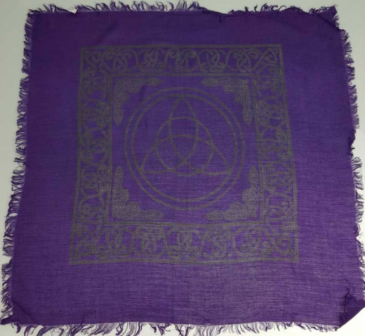 Triquetra Altar Cloth 18 X 18 - Celtic Home Decor for Spiritual Spaces