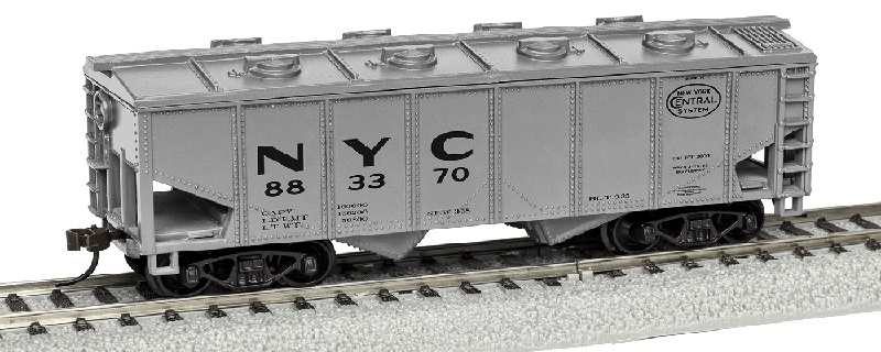Lionel™ New York Central Covered Hopper #883370, Ho Scale