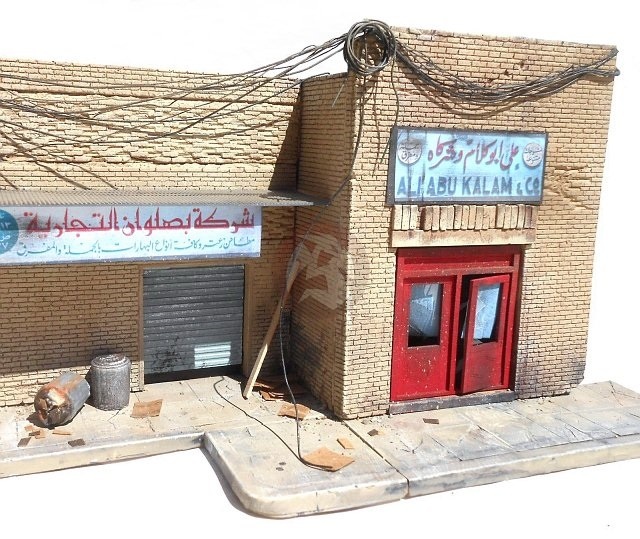 Downtown Deco "Shorted Out In Iraq" Diorama Kit, 1/35 Scale